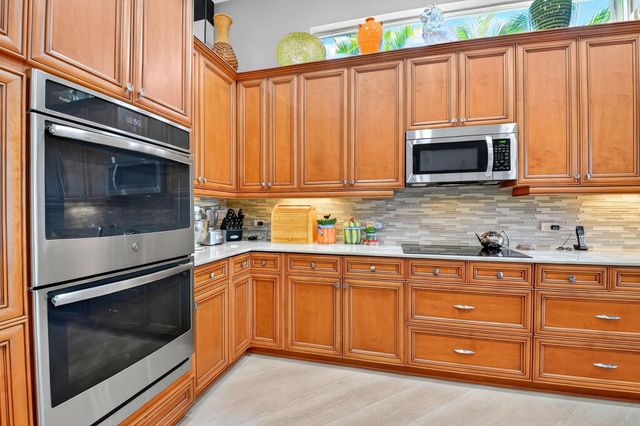 3884 Netherlee Way, Lake Worth, FL 33449