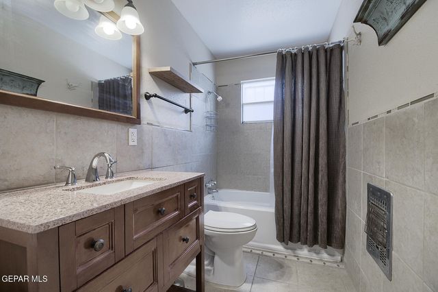 2927 HARRISON Avenue, El Paso, TX 79930
