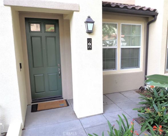 82 Vermillion, Irvine, CA 92603