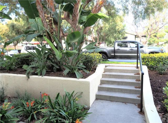82 Vermillion, Irvine, CA 92603