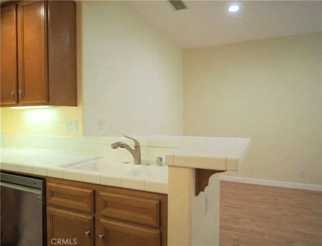 82 Vermillion, Irvine, CA 92603