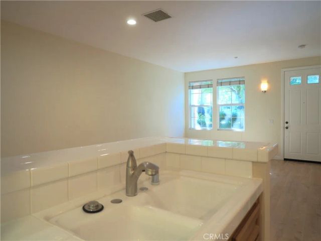 82 Vermillion, Irvine, CA 92603