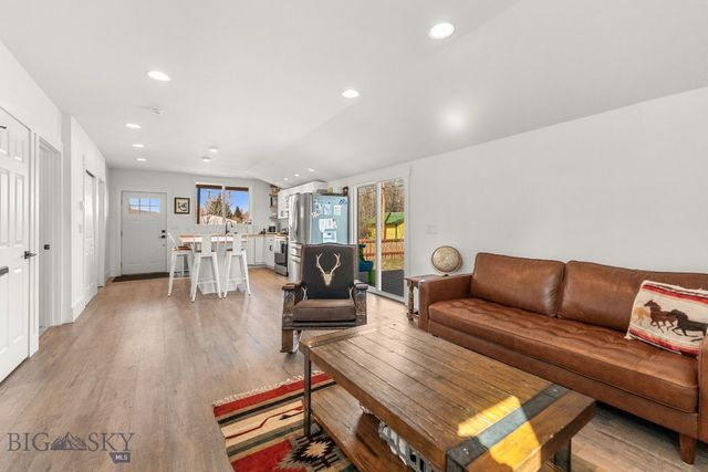 209 Bozeman Street, Gallatin Gateway, MT 59730