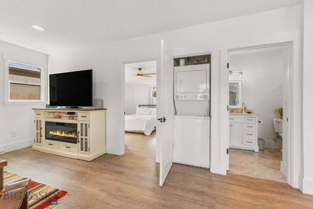 209 Bozeman Street, Gallatin Gateway, MT 59730