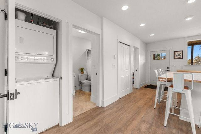 209 Bozeman Street, Gallatin Gateway, MT 59730
