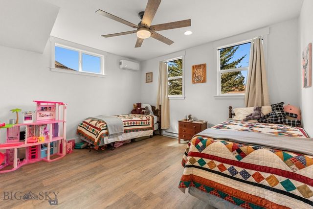 209 Bozeman Street, Gallatin Gateway, MT 59730