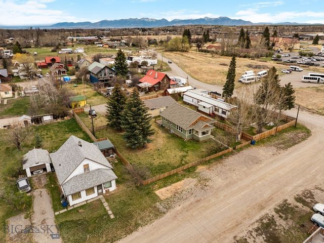 209 Bozeman Street, Gallatin Gateway, MT 59730