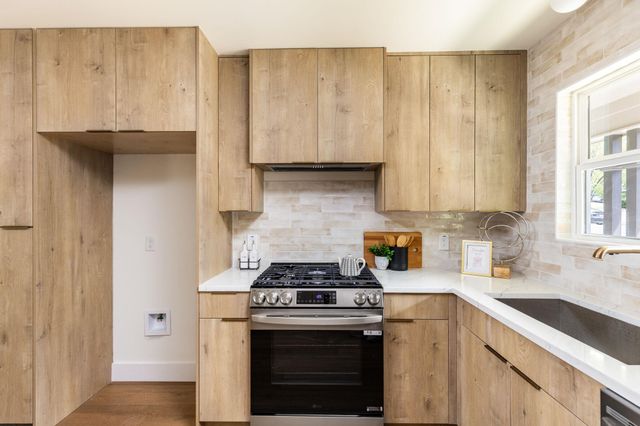 2112 Vanderbilt LN, Austin, TX 78723