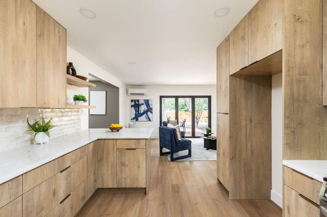 2112 Vanderbilt LN, Austin, TX 78723