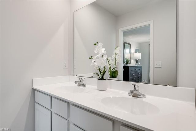 118 Jasmine CT, South Mills, NC 27976