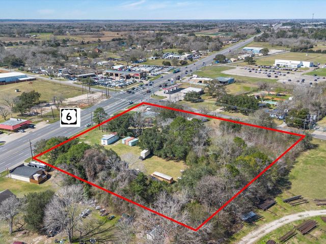 2518 W Highway 6, Alvin, TX 77511