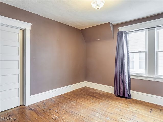 1196 Cranford Avenue, Lakewood, OH 44107