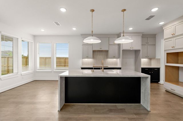 31030 Golden Felipe Street, Fulshear, TX 77441