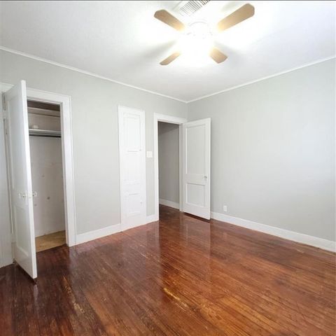 522 Aron Street, Baytown, TX 77520