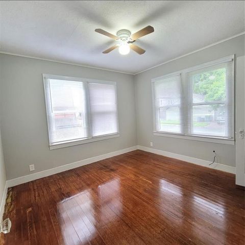 522 Aron Street, Baytown, TX 77520
