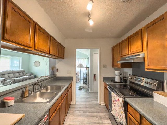 136 Alston Circle, Goose Creek, SC 29445