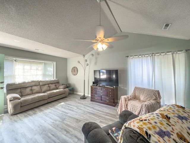 136 Alston Circle, Goose Creek, SC 29445