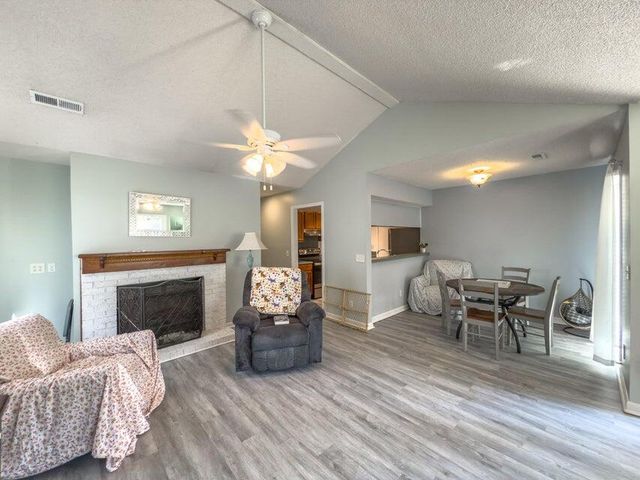 136 Alston Circle, Goose Creek, SC 29445