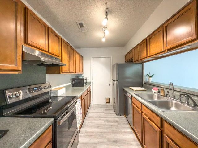 136 Alston Circle, Goose Creek, SC 29445