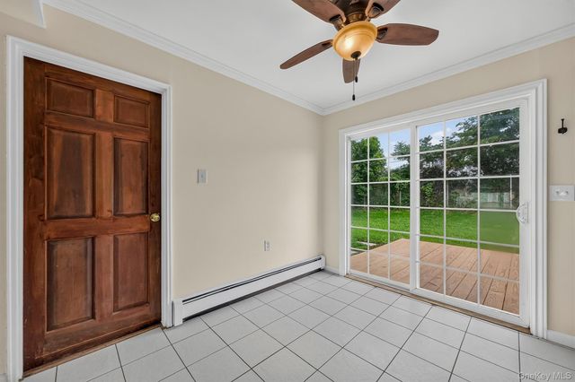 38 Indian Springs Lane, Kingston, NY 12401