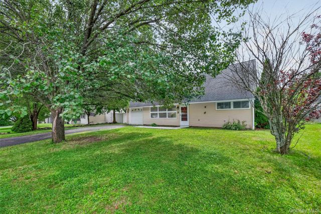 38 Indian Springs Lane, Kingston, NY 12401