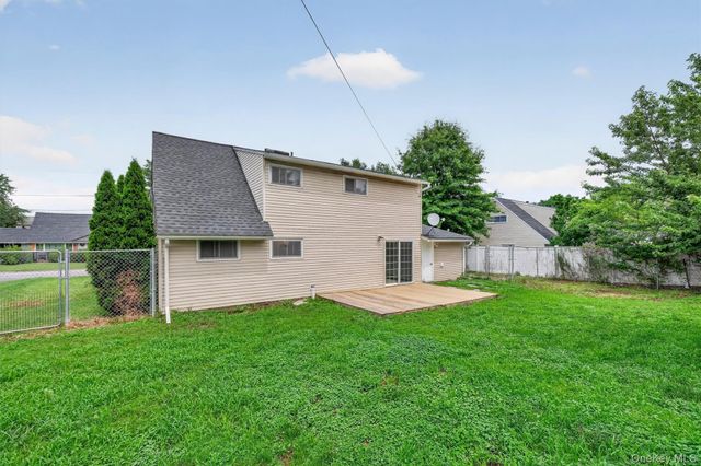 38 Indian Springs Lane, Kingston, NY 12401