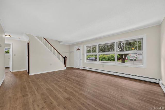 38 Indian Springs Lane, Kingston, NY 12401