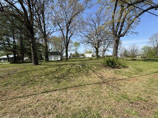 440 Church St, White Bluff, TN 37187