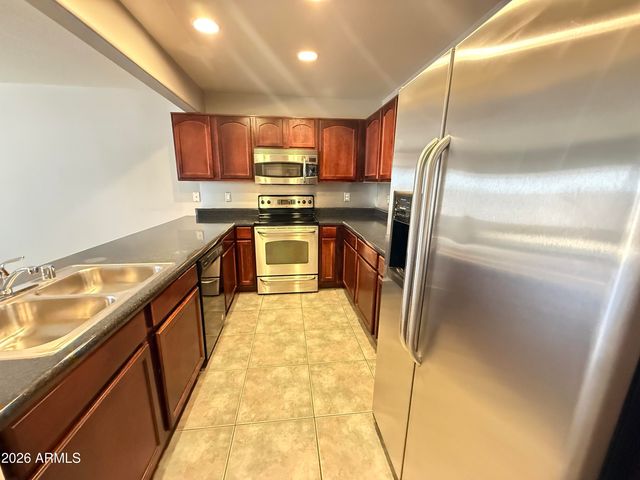 16015 N 30TH Street 123, Phoenix, AZ 85032