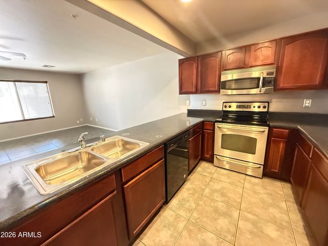 16015 N 30TH Street 123, Phoenix, AZ 85032