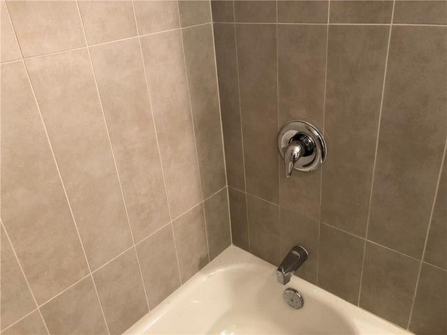 2010 Conestoga TRL B, Austin, TX 78744