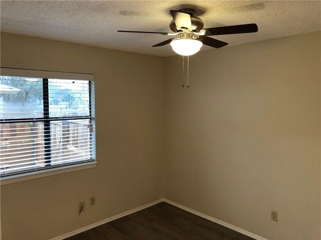 2010 Conestoga TRL B, Austin, TX 78744