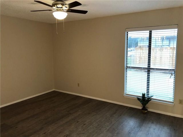 2010 Conestoga TRL B, Austin, TX 78744