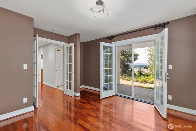 2219 NE Riddell Road, Bremerton, WA 98310