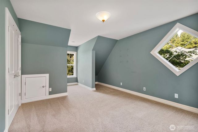 2219 NE Riddell Road, Bremerton, WA 98310