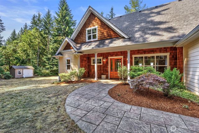 2219 NE Riddell Road, Bremerton, WA 98310