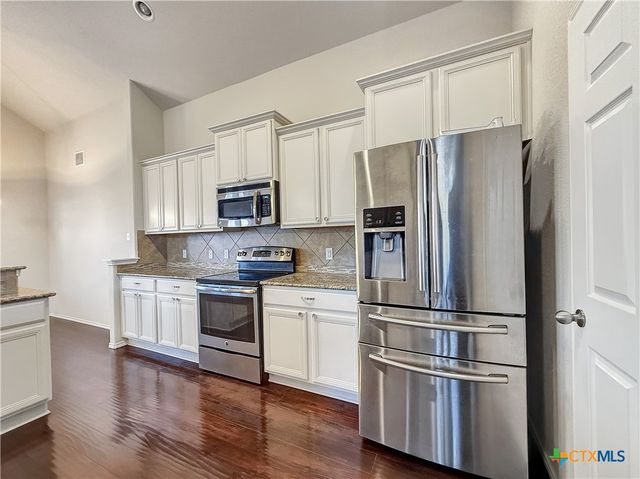 1523 Sandstone Loop, Temple, TX 76502