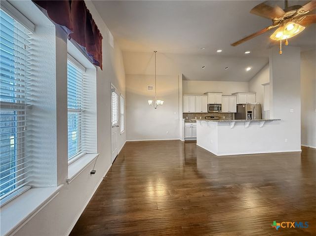 1523 Sandstone Loop, Temple, TX 76502