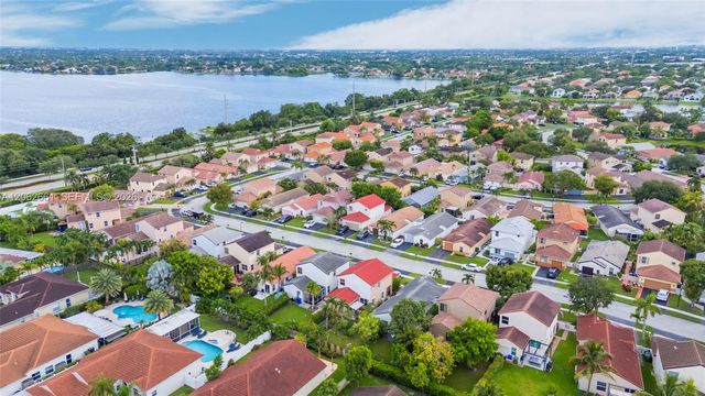 18451 NW 22nd Street, Pembroke Pines, FL 33029