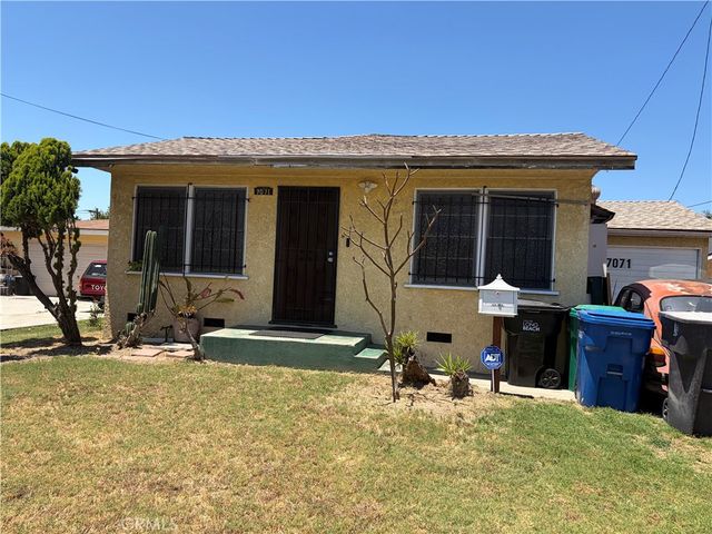 7071 Orange, Long Beach, CA 90805