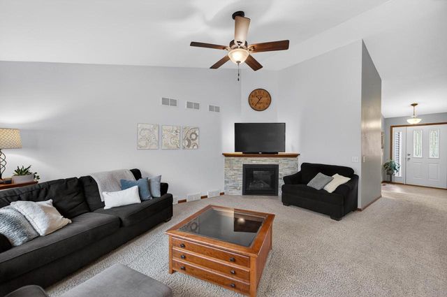 2646 Saw Tooth Drive, Fitchburg, WI 53711