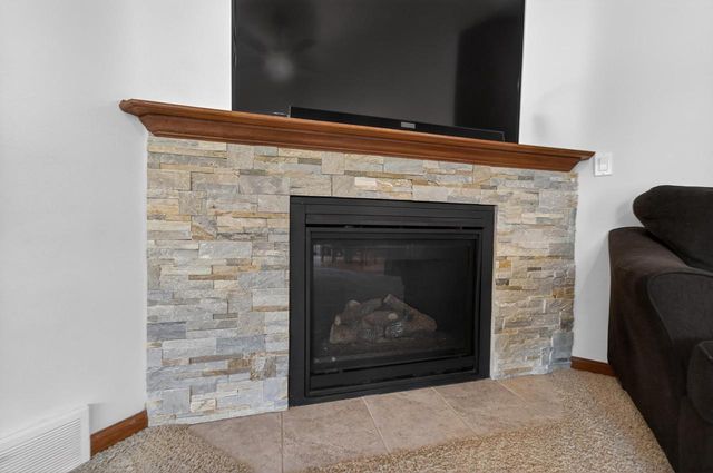 2646 Saw Tooth Drive, Fitchburg, WI 53711