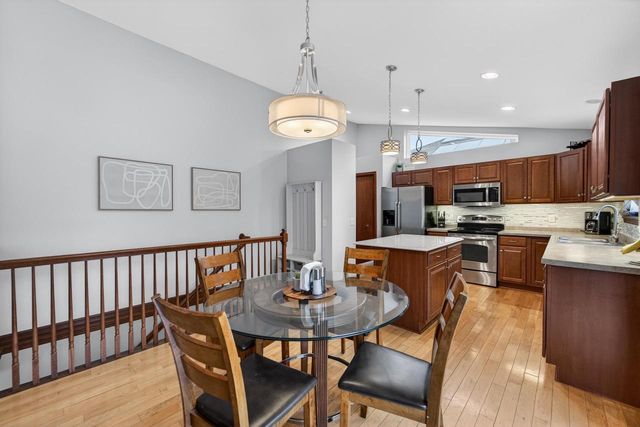 2646 Saw Tooth Drive, Fitchburg, WI 53711