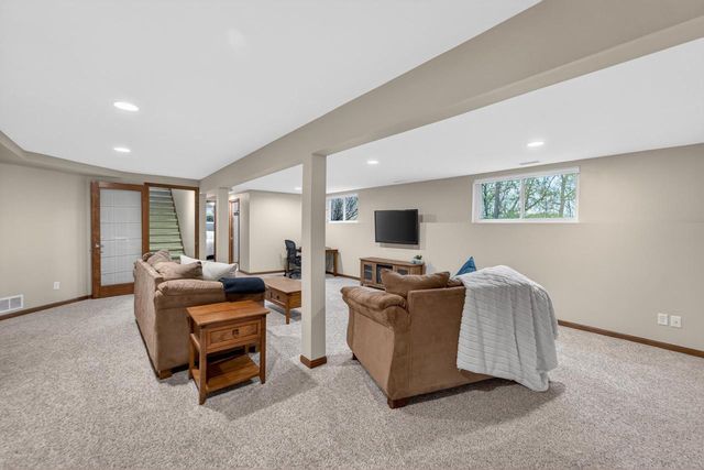2646 Saw Tooth Drive, Fitchburg, WI 53711