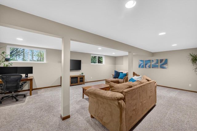 2646 Saw Tooth Drive, Fitchburg, WI 53711