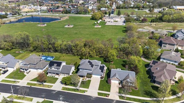 2646 Saw Tooth Drive, Fitchburg, WI 53711
