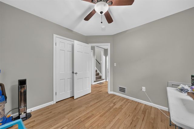 230 Dick Avenue, Pontiac, MI 48341