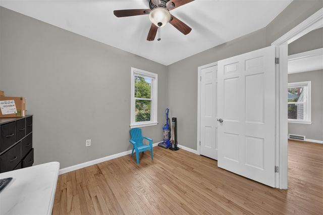 230 Dick Avenue, Pontiac, MI 48341