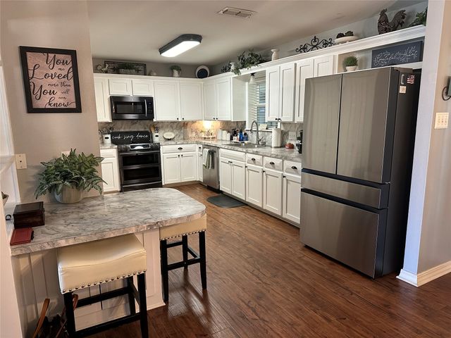 5513 BOSTICK Drive, Tyler, TX 75707