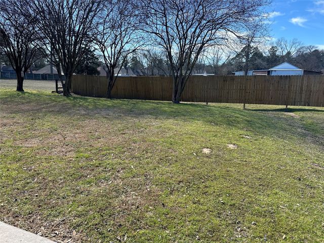 5513 BOSTICK Drive, Tyler, TX 75707